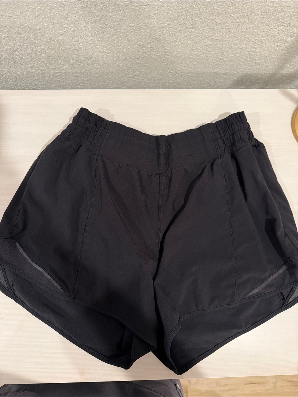Lululemon hotty hot high rise size 10 4 inch